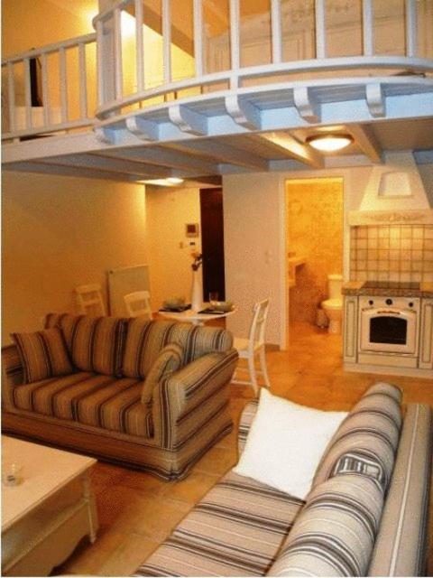 Giogarakis Suites Eleonas Zimmer foto