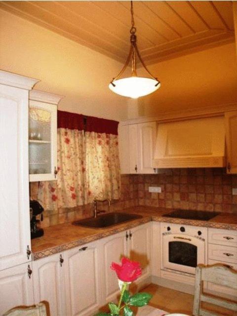 Giogarakis Suites Eleonas Zimmer foto